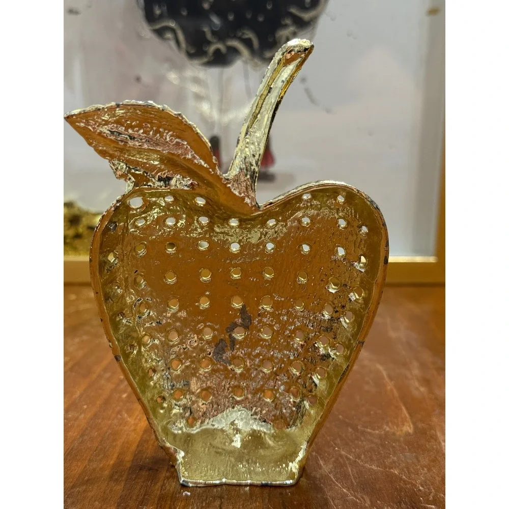 VTG Torino Gold Tone Apple Earring Holder Stand Jewelry Organizer Display